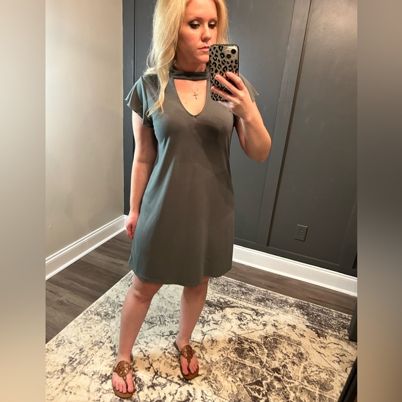 Signature Studio Dresses & Skirts - Signature Studio Dress